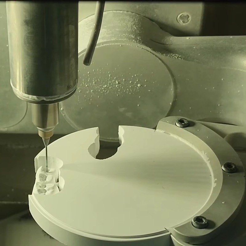 Penjualan Panas Yucera 5 Axis Dental Dry Milling Machine YRC-5X Dental Cad Cam Milling Machine untuk Zirkonia, PMMA, WAX