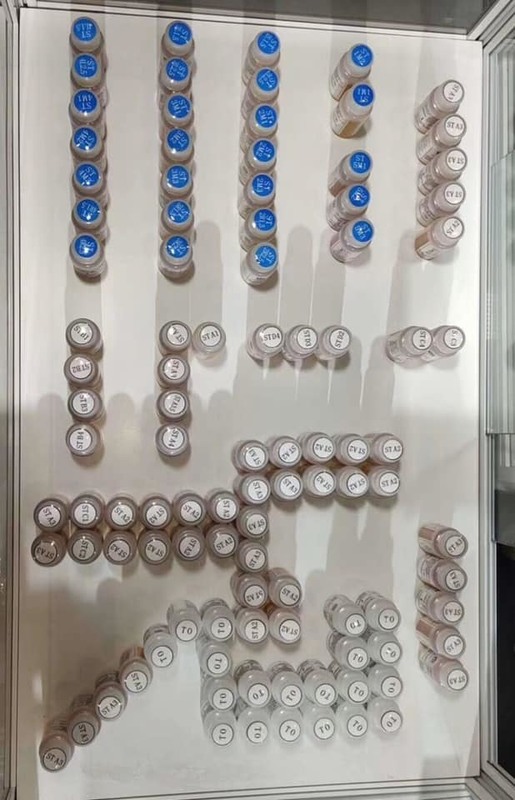 Solusi Senyum Unik Yucera Kit Pewarnaan Zirkonia Keramik 18 Warna Kilau Alami untuk Kreasi Laboratorium Gigi
